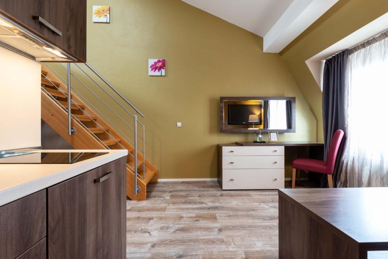Empress Boutique Hotel Munich